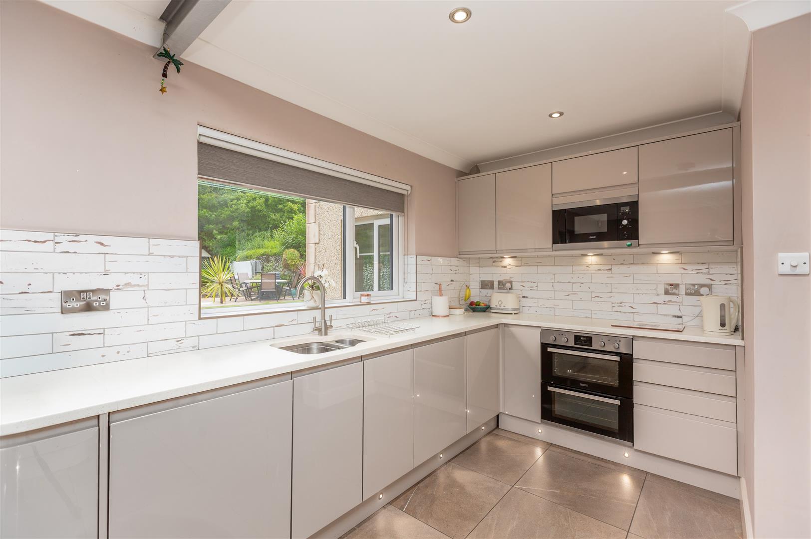 Gower Road, Killay, Swansea, SA2 7NA